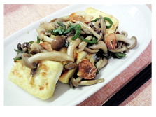 カレー風味のお豆腐ステーキ