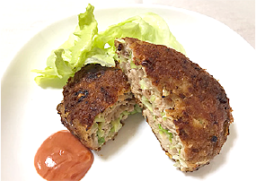 透析食レシピ紹介 豚ひき肉とキャベツの焼きメンチ