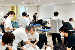 外部講師招聘研修